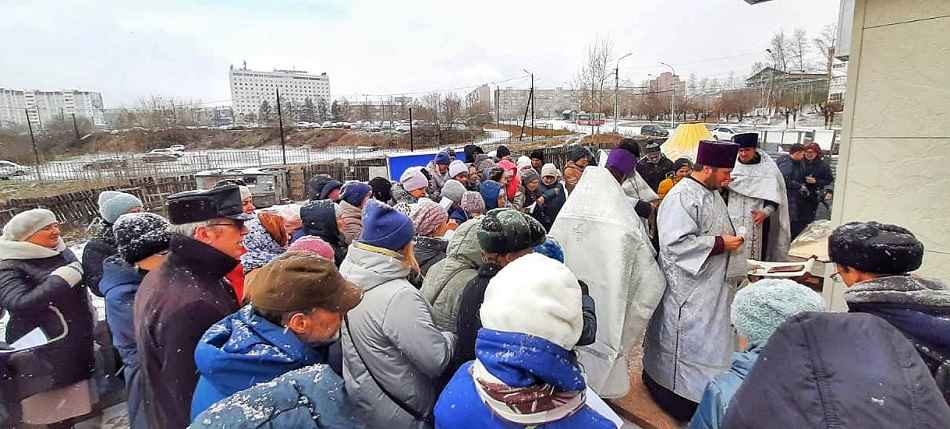 освящение купола и креста